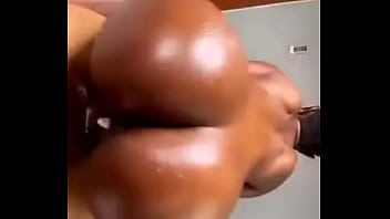 Preview 3 of Yumi On Train - Left Her Creamy Pussy Dripping with My Warm Cum