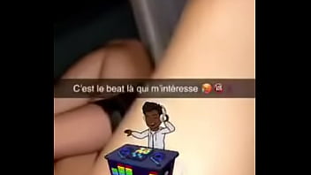 Preview 4 of Del Modo - Camerounaise prend son pieds dans la voiture avec un sextoy