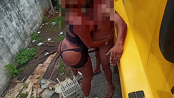 Preview 2 of Son Rough Mom Porn Bed - Me levou para terreno abandonado e me encheu de leitinho