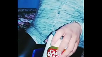 Preview 3 of First Fucking Virgin - Juan me cog&iacute_ a tu esposa Le ofrezco dinero a una chica para pagar su despensa en un soriana de Cuernavaca Morelos y terminamos cogiendo recibe llamada de su esposo mientras me chupa la verga s