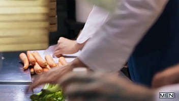 Preview 2 of Andhi James - Culinary Cock/ MEN / Arno Antino,  Parker Savage