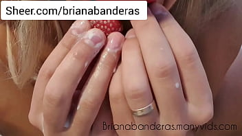 Preview 3 of Im Cummin Compilation - se come uvas y fresas del culo con nata Briana Banderas