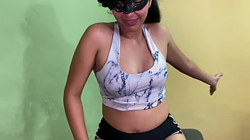 Preview 1 of Hote Back Side Girl - Me da una profunda mamada la sexy del GYM |Subsmissiveadventures