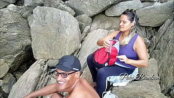 Preview 2 of Tiffani Mynks - Encontrei uma delicia de mulher na trilha para a bel&iacute_ssima piscina natural localizada no Guaruj&aacute_  na praia do Pernambuco Brazil . Alex Lima  - Bruxo Fire