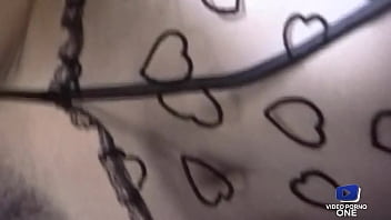Preview 2 of Lesbi Scissor Sex - Claudine est une bonne salope qui aime &ecirc_tre observ&eacute_ quand elle baise