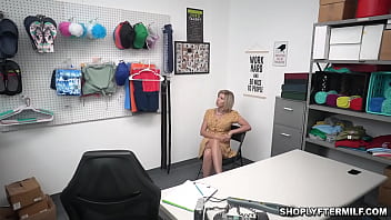Preview 2 of Tube Porn Gulia - Leaked secret footage of shoplyfting woman Amber Chase who agreed too have sex with LP officer rather than being handed over to the cops!
