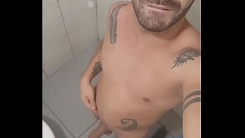 Preview 3 of Japaness Sex Hot - hora do banho mais que merecido