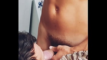 Preview 3 of Girl Cry Strong - Botei o Moz&atilde_o pra mamar