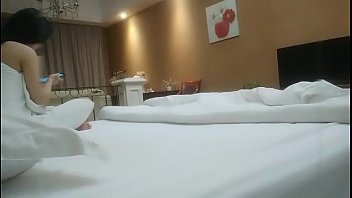 Preview 2 of Kayden Kross Fucking James Dean - 《 新 人 福 建 探 花 》 酒 店 約 炮 偷 拍 剛 出 來 混 的 大 奶 兼 職 小 姐 ， 連 老 漢 推 車 都 不 會 弄 得 小 胖 哥 很 費 勁【中国国内所有一二线城市外围招嫖，联系微信在我的简介里！点我的用户名就能找到！】