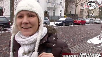 Preview 1 of Lilana - S&auml_chsische deutsche Teen auf der Stra&szlig_e zum Sex Casting &uuml_berredet