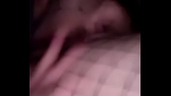Preview 1 of Woman In Big Sex - Crossdresser bem vagabunda fazendo dopping com dois machos e levando leitada