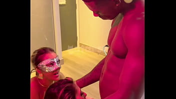 Preview 2 of Babi Hinde Hot - Casadas safadas e deliciosas devoraram o neg&atilde_o DOTADO BBC com os dois Cornos assistindo de camarote