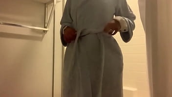 Preview 1 of Jizzsart - 18 YR OLD W. A FAT ASS GETS READY FOR SHOWER