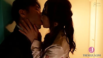 Preview 2 of Indian In Angry - Intense sexual intercourse Hibiki Otsuki&#039_s real Nakadashi sex - Intro