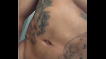 Preview 4 of Big Daddy Dark Grandma - Dotado en la ducha