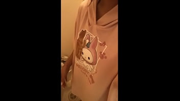 Preview 1 of Danky Giral Xxx - シャワーでじーぱん濡らした後に全身びしょ濡れ状態でオナニーする可愛い女子◯生。