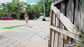 Preview 1 of Milke Pregnesi - BANGBROS - Kylie Rocket Fucks Peter Green For Toilet Paper