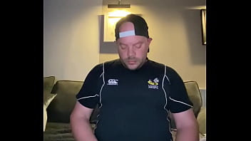 Preview 4 of Le Sabre - Jerking off to big cocks