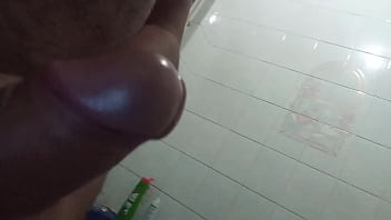 Preview 4 of Babes In T - Masturb&aacute_ndome otra vez