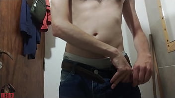 Preview 1 of Very Low Mb - Am I sexy?