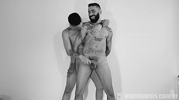 Preview 4 of Dase Local Sex Video - Um casal gay estreando no porn&ocirc_!