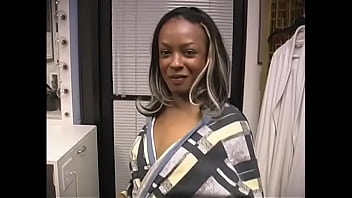 Preview 1 of Mami Incest - Hot black skank with a nice round booty masturbates her cunt on camera