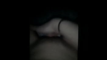 Preview 3 of Feet Pis - Jeune fille se met des doit