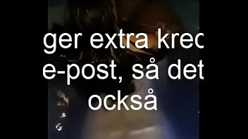 Preview 1 of Son And Step Momo - Stora r&ouml_v svensk slampa suger kuk i en pool