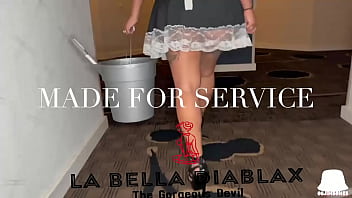 Preview 1 of Shmaiil - Labelladiablax is a maid/made for servicing BBC