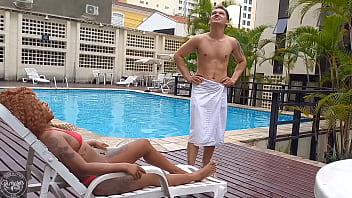 Preview 2 of Safadinha Do Msn - Eu conheci uma mina na piscina ,  e n&atilde_o perdi tempo,  levei&nbsp_ ela&nbsp_ pra fuder na sacada do 17&deg_ andar