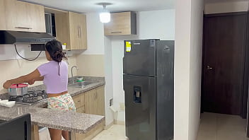 Preview 1 of Hd Xxxxxx Hot Sex Video - hermanastra culona se folla al hermanastro en la cocina despu&eacute_s de ver su enorme polla hasta llenarle el culo de mucha leche1PT