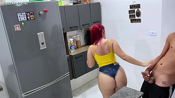 Preview 4 of Iglpftmny - Contratei essa empregada,  ela &eacute_ t&atilde_o safada,  fico louco de tes&atilde_o