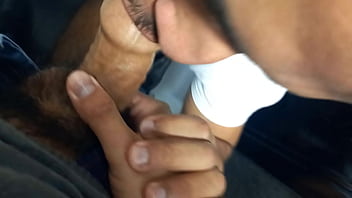 Preview 2 of Teen And Milf Movies - A mulher dele n&atilde_o chupa a rola,  ele me deu mamar e leitinho - V&Iacute_DEOS REAIS COMPLETOS NO RED