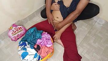 Preview 2 of Muslim Big Orgasm Sex - Newley Married Bahu gets XNXX fuck by Jeth-Ji with help in washing clothes