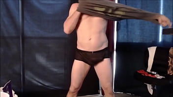 Preview 4 of Sexi Hot Sax Xxxx - sugar - coroa bem dotado se exibindo
