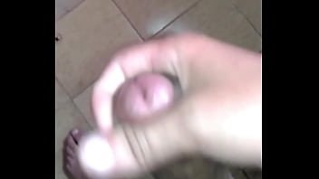 Preview 3 of Www Porn Mammy Com - Corno amador gosando enquanto a esposa est&aacute_ no motel com amigo dotado