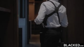 Preview 1 of Jolok Pantat Ramai2 - BLACKED Stunning Gizelle can&#039_t resist her bodyguard&#039_s BBC
