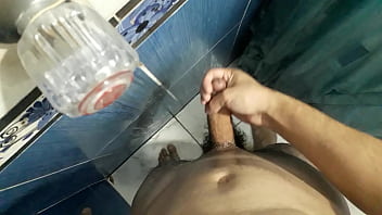 Preview 1 of Jovencitas De 17 - Rica paja despu&eacute_s del gym chico sjl