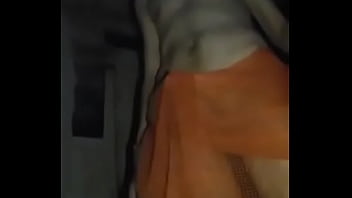 Preview 1 of Break The Condoms - Jugando en la oscuridad con una buena paja