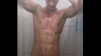 Preview 2 of Restroom Women - Ba&ntilde_o caliente del Chamo