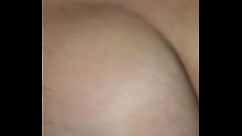 Preview 4 of Pee Comes Between Fuck - La muy puta ense&ntilde_ando su culo