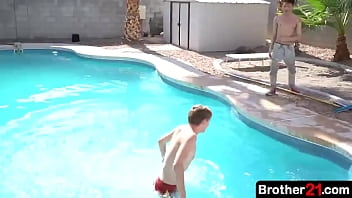 Preview 1 of Tube Videos Kyda Kross - Stepbrothers fucks by the pool