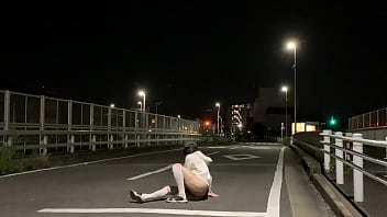 Preview 4 of Net Arab - 女装子まゆちゃんが深夜の住宅街の道路でミニスカノーパンでM字開脚したあと服を全部脱いで大股開いて全裸露出を楽しむ