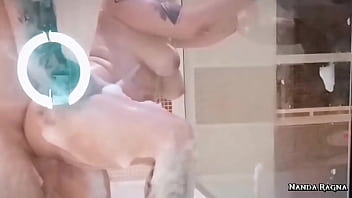 Preview 3 of Hotsex Xxxxaunty - Comendo a gostosa tatuada na banheira do motel
