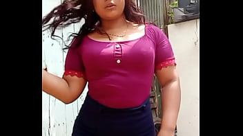 Preview 4 of Big Tit Mother In Law Kitchen - Calcinha marcando da crente gostosa