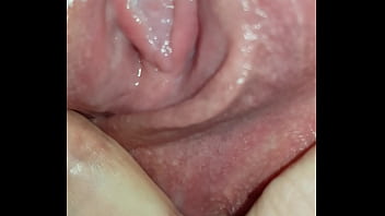 Preview 3 of Tranny Fucked By Monster Dick - &Ccedil_a mouille &agrave_ l&#039_int&eacute_rieur