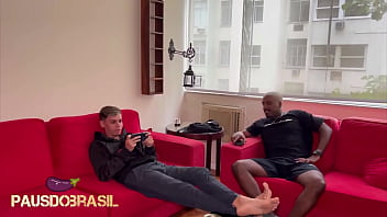 Preview 1 of Forced Dp Mom - Padastro Pauzudo sentando pau no novinho