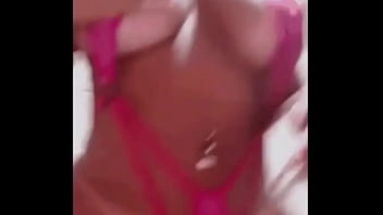 Preview 3 of Bas Sleeping Sister - Deysi Araujo ense&ntilde_a la concha
