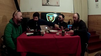 Preview 3 of Free Pornstar Pics - Beertuosos Podcast x20 | NO TE COMAS LOS MEMES