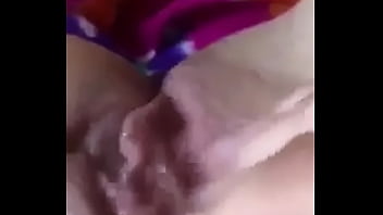 Preview 4 of Annasexychick - Amiga se masturba para mi